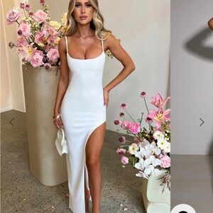 Elegant White Spaghetti Strap Dress- Babyboo Tiarne Maxi Dress - White